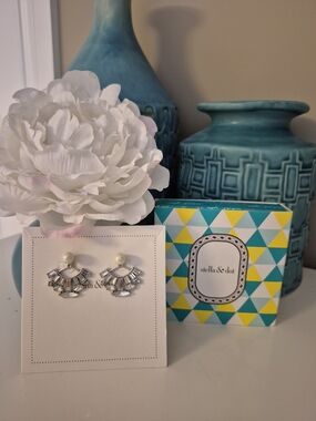 Stella & Dot White Pearl and Clear Crystal Statement Earrings